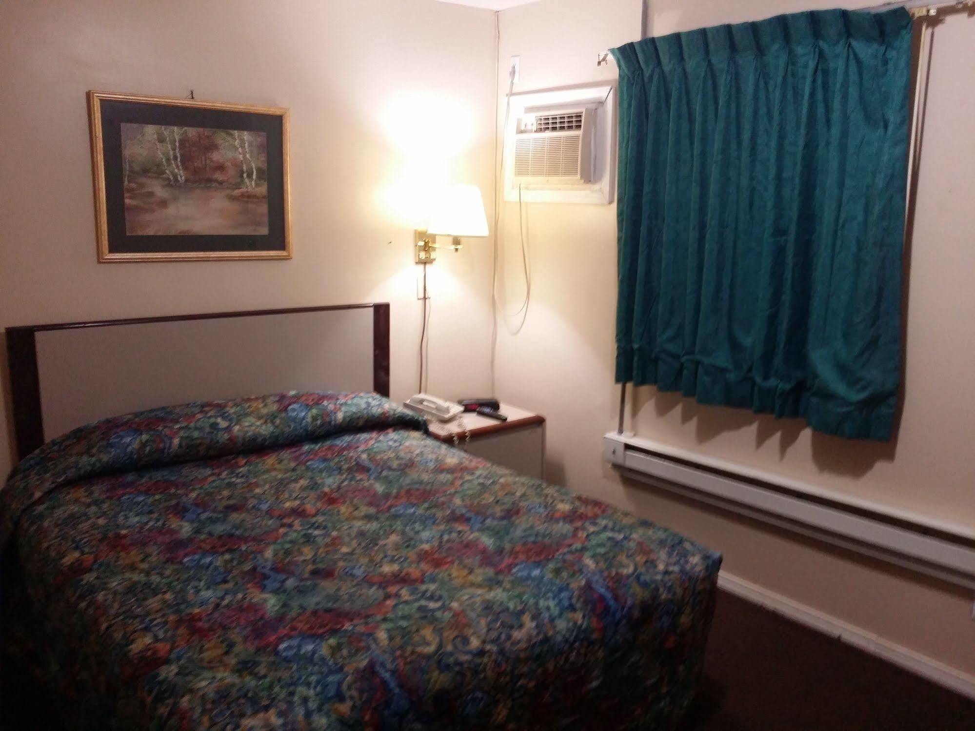 בדפורד Rosemount Motel מראה חיצוני תמונה